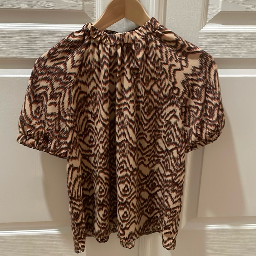 EUC THML Cream/Browns Top Blouse Sz small